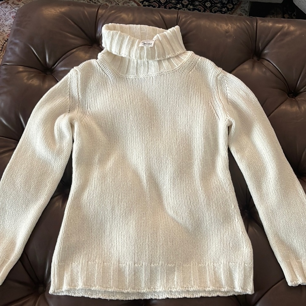 Gorsuch CASHMERE cream sweater- size medium